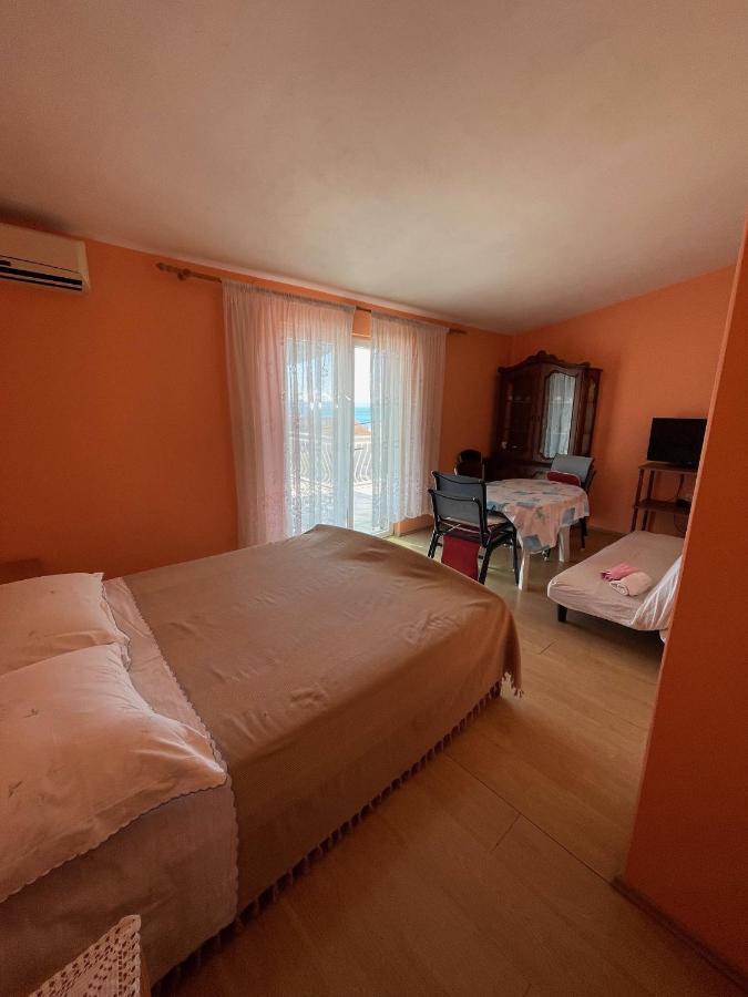 Apartmani Anka I Antonio Драге Екстериор снимка