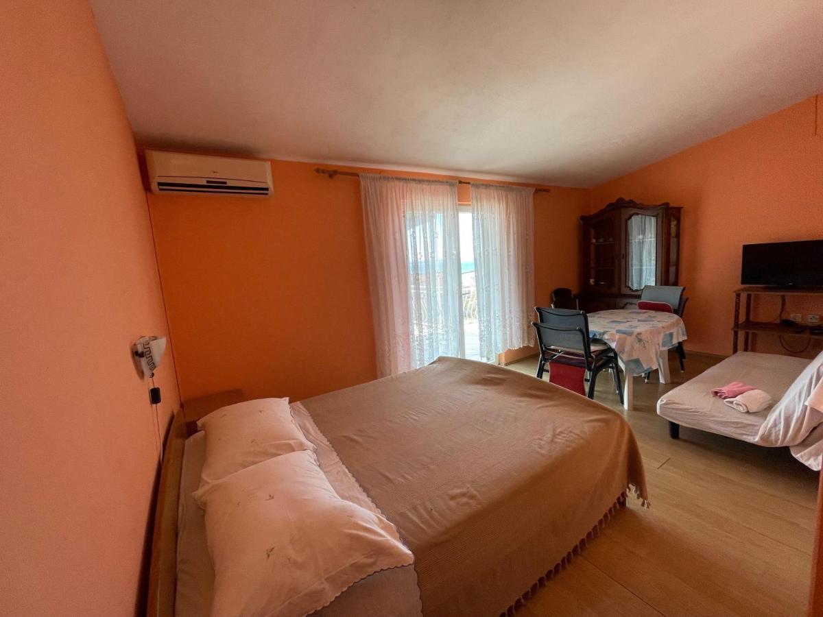 Apartmani Anka I Antonio Драге Екстериор снимка