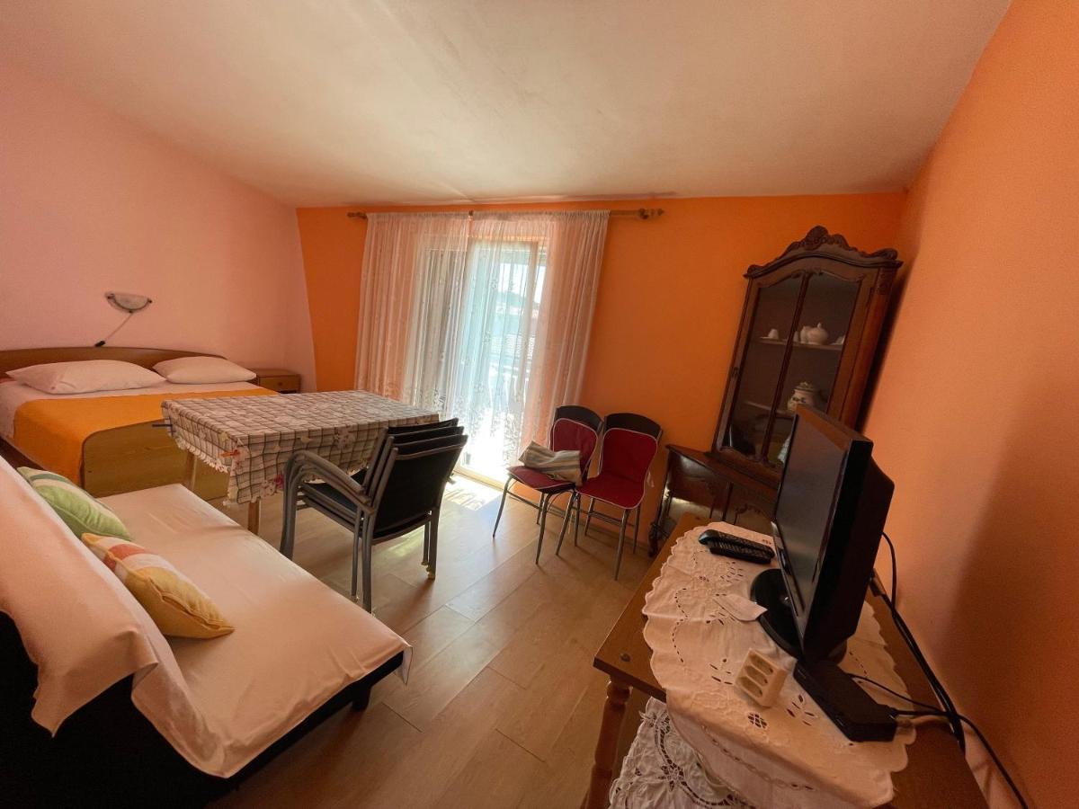 Apartmani Anka I Antonio Драге Екстериор снимка